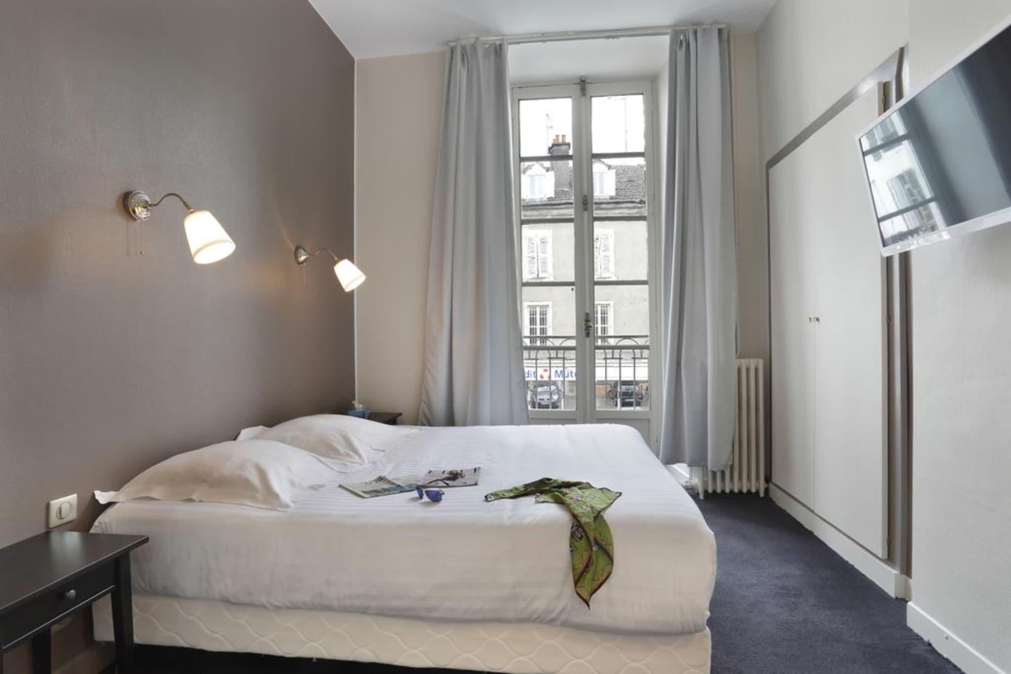 Hotel Le Roncevaux Pau Buitenkant foto