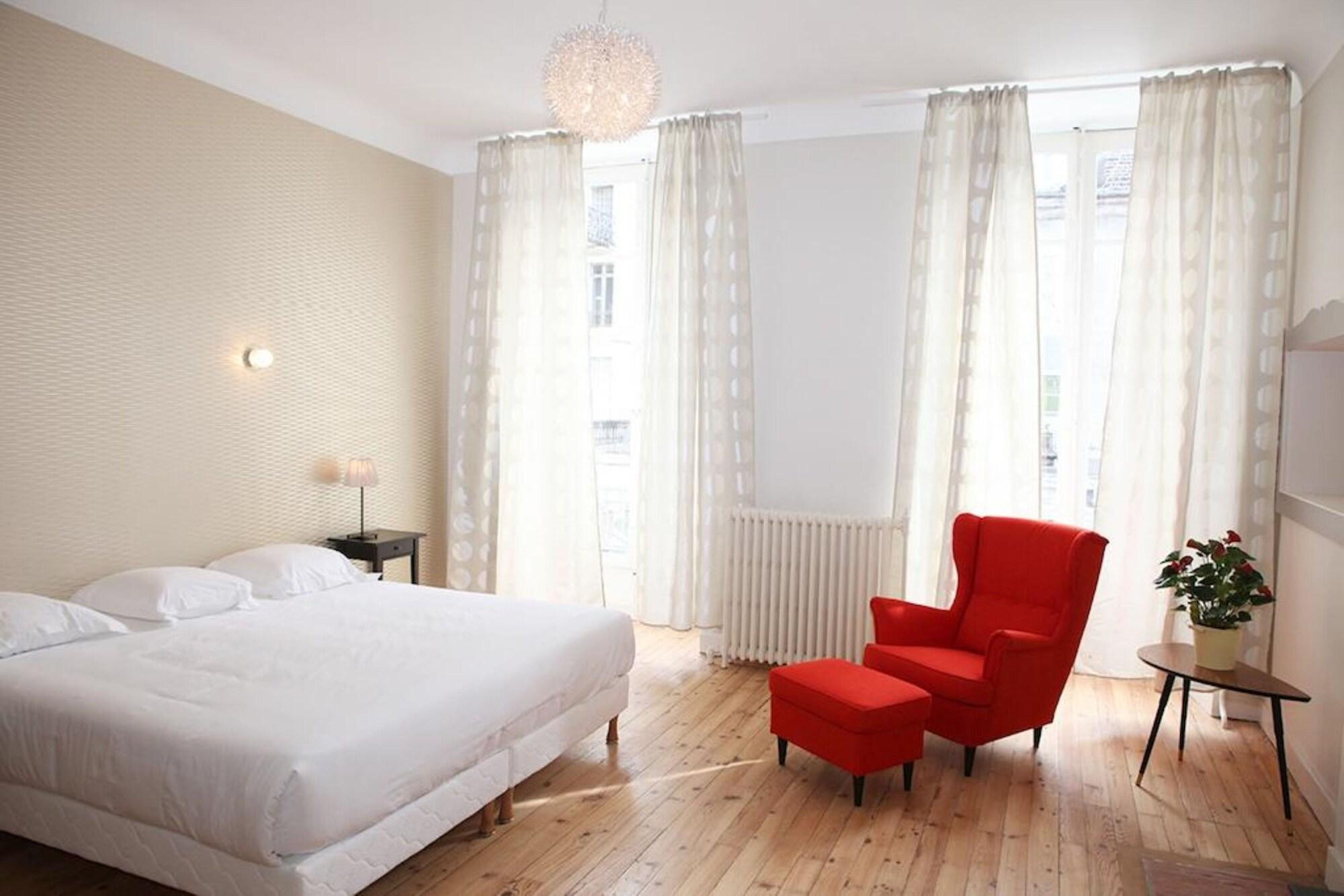 Hotel Le Roncevaux Pau Buitenkant foto