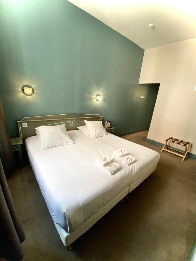 Hotel Le Roncevaux Pau Buitenkant foto