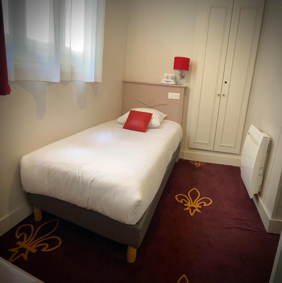 Hotel Le Roncevaux Pau Buitenkant foto