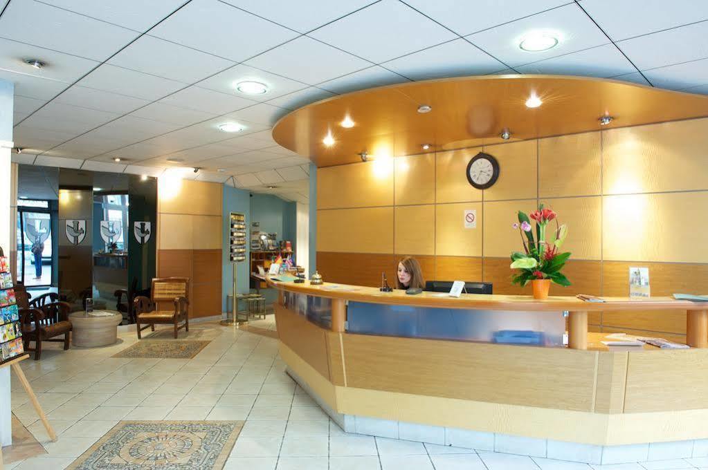 Hotel Le Roncevaux Pau Buitenkant foto